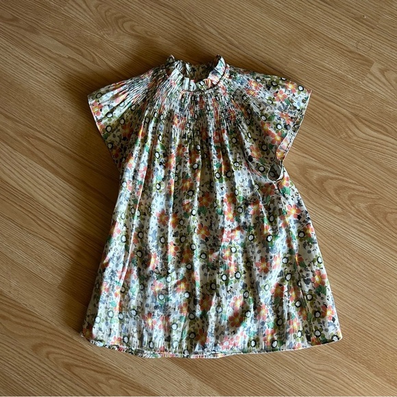 Moodie Floral Mock Neck Smocked Blouse Small - Picture 1 of 8
